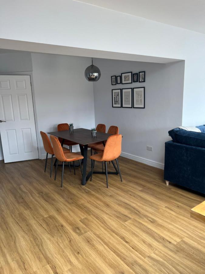 3 Bed Luxury Open Plan Living Villa Rayleigh Exterior photo