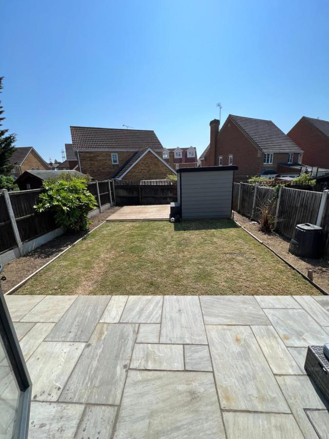 3 Bed Luxury Open Plan Living Villa Rayleigh Exterior photo